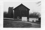 US HIGHWAY 12/18, a Astylistic Utilitarian Building barn, built in Deerfield, Wisconsin in .