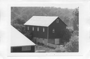 9736 E BLUE MOUNDS RD, a Astylistic Utilitarian Building barn, built in Blue Mounds, Wisconsin in .