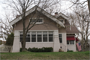 4112 N PROSPECT AVE, a Bungalow house, built in Shorewood, Wisconsin in .