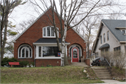 4119 N PROSPECT AVE, a Front Gabled house, built in Shorewood, Wisconsin in .