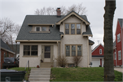 4125 N PROSPECT AVE, a Bungalow house, built in Shorewood, Wisconsin in .