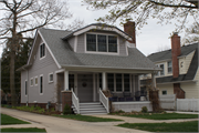 4206 N PROSPECT AVE, a Bungalow house, built in Shorewood, Wisconsin in 1916.