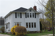 2401 E SHOREWOOD BLVD, a Two Story Cube house, built in Shorewood, Wisconsin in 1923.