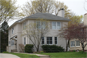 2501 E SHOREWOOD BLVD, a Two Story Cube house, built in Shorewood, Wisconsin in .