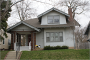 4143 N STOWELL AVE, a Bungalow house, built in Shorewood, Wisconsin in .