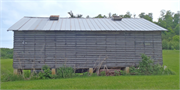 22676 ROTT LANE, a Astylistic Utilitarian Building crib barn, built in Yuba, Wisconsin in 1920.