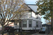 827 College Ave, a American Foursquare house, built in Racine, Wisconsin in .