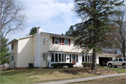 309 CHEYENNE TRAIL, a Colonial Revival/Georgian Revival house, built in Madison, Wisconsin in 1963.