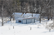 N6574 250TH ST, a Astylistic Utilitarian Building shed, built in Lucas, Wisconsin in 1940.