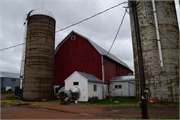 11693 ROBIN ROAD, a Astylistic Utilitarian Building barn, built in Marshfield, Wisconsin in 1900.