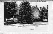 816 PARK ST, a Bungalow house, built in Stoughton, Wisconsin in 1921.