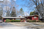 4738 LAFAYETTE DR, a Ranch house, built in Madison, Wisconsin in 1958.