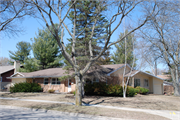 5102 MANITOWOC PKWY (330 RACINE RD), a Ranch duplex, built in Madison, Wisconsin in 1960.