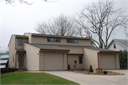 5317-5319 MANITOWOC PKWY, a Contemporary duplex, built in Madison, Wisconsin in 1984.