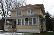 213 FOUNTAIN AVE, a American Foursquare house, built in Waukesha, Wisconsin in 1926.