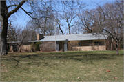 2802 WINDSOR PL, a Ranch house, built in Waukesha, Wisconsin in 1963.