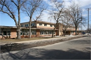 520 E NEWHALL AVE, a Contemporary elementary, middle, jr.high, or high, built in Waukesha, Wisconsin in 1953.