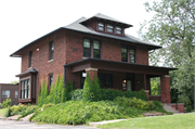 400 W MORELAND BLVD, a American Foursquare house, built in Waukesha, Wisconsin in 1920.