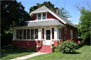 408 S WASHINGTON AVE, a Bungalow house, built in Waukesha, Wisconsin in 1928.