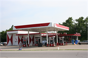1505 E RACINE ST, a Contemporary gas station/service station, built in Waukesha, Wisconsin in 1950.