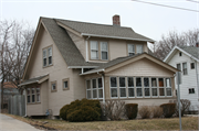 216 OAKLAND AVE, a Bungalow house, built in Waukesha, Wisconsin in 1928.