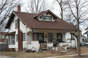 408 CENTRAL AVE, a Bungalow house, built in Waukesha, Wisconsin in 1915.