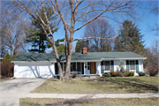 5102 SOUTH HILL DR, a Ranch house, built in Madison, Wisconsin in 1959.