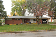 328 E BRIAR LN, a Ranch house, built in Allouez, Wisconsin in 1957.