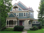 927 S MONROE AVE, a Queen Anne house, built in Green Bay, Wisconsin in 1893.