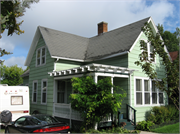 1222 S MONROE AVE, a Queen Anne house, built in Green Bay, Wisconsin in 1888.