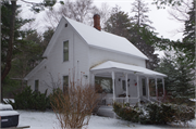829 MANYPENNY AVE, a Side Gabled house, built in Bayfield, Wisconsin in 1904.