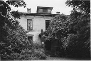 2915 S SYENE RD, a Italianate house, built in Fitchburg, Wisconsin in 1852.