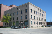 302 N JACKSON ST, a Astylistic Utilitarian Building industrial building, built in Milwaukee, Wisconsin in 1893.