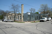 914 E HAMILTON, a Commercial Vernacular small office building, built in Milwaukee, Wisconsin in 1910.