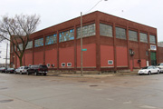 133-35 E WASHINGTON ST, a Astylistic Utilitarian Building industrial building, built in Milwaukee, Wisconsin in 1929.