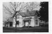 471 E WAUSHARA ST, a Gabled Ell house, built in Berlin, Wisconsin in .