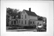 639 N BROADWAY ST, a Queen Anne house, built in De Pere, Wisconsin in 1895.