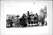 303 N ASHLAND AVE, a Queen Anne house, built in Green Bay, Wisconsin in 1911.