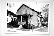 506 N CHESTNUT AVE, a Front Gabled house, built in Green Bay, Wisconsin in 1888.