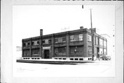 345 S PEARL ST, a Astylistic Utilitarian Building industrial building, built in Green Bay, Wisconsin in 1933.