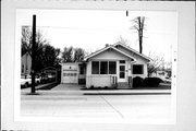 1087 SHAWANO AVE, a Bungalow house, built in Green Bay, Wisconsin in .
