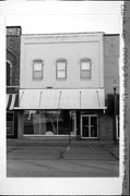 442 HEWETT ST, a Italianate retail building, built in Neillsville, Wisconsin in 1897.