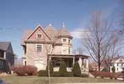 300 S DICKASON BLVD, a Queen Anne house, built in Columbus, Wisconsin in 1900.