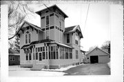 443 W PRAIRIE ST, a Queen Anne house, built in Columbus, Wisconsin in 1877.