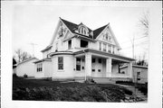 449 SEMINARY ST, a Queen Anne house, built in Lodi, Wisconsin in 1897.