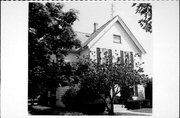 431 W CONANT ST, a Gabled Ell house, built in Portage, Wisconsin in .