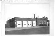 915 JEFFERSON ST, a Twentieth Century Commercial warehouse, built in Portage, Wisconsin in 1929.