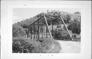 DIRT RD OVER KICKAPOO RIVER, W OF STATE HIGHWAY 131, 1 M N OF SOLDIERS GROVE, a NA (unknown or not a building) overhead truss bridge, built in Clayton, Wisconsin in 1910.