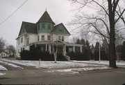 16 N 5TH AVE, a Queen Anne house, built in Sturgeon Bay, Wisconsin in 1903.