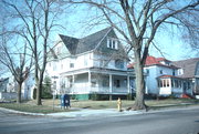 808 MICHIGAN ST, a Queen Anne house, built in Sturgeon Bay, Wisconsin in 1900.